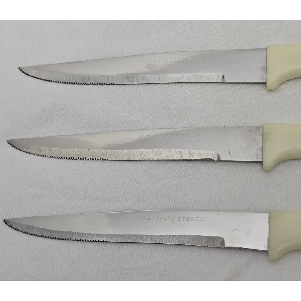 Lot Of Three (3) Vintage Everbrite Stainless Steel Steak Knives Cream Handle GUC